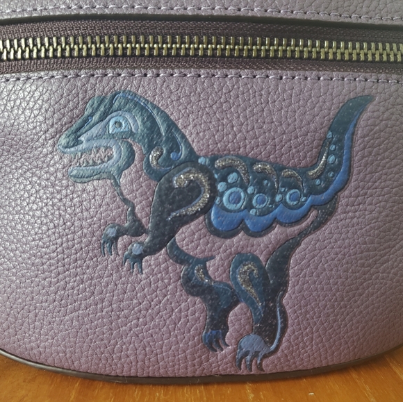 ❤Coach Zhu Jingyi Rexy Belt Bag🦖 - Picture 2 of 8